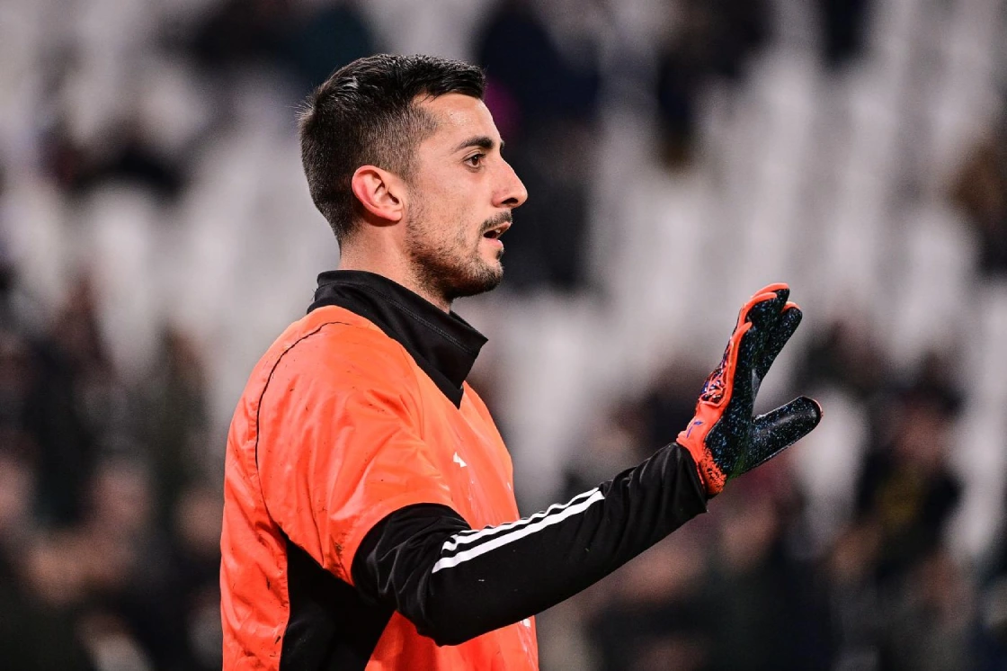 Mattia Perin scommesse illegali 12 indagati