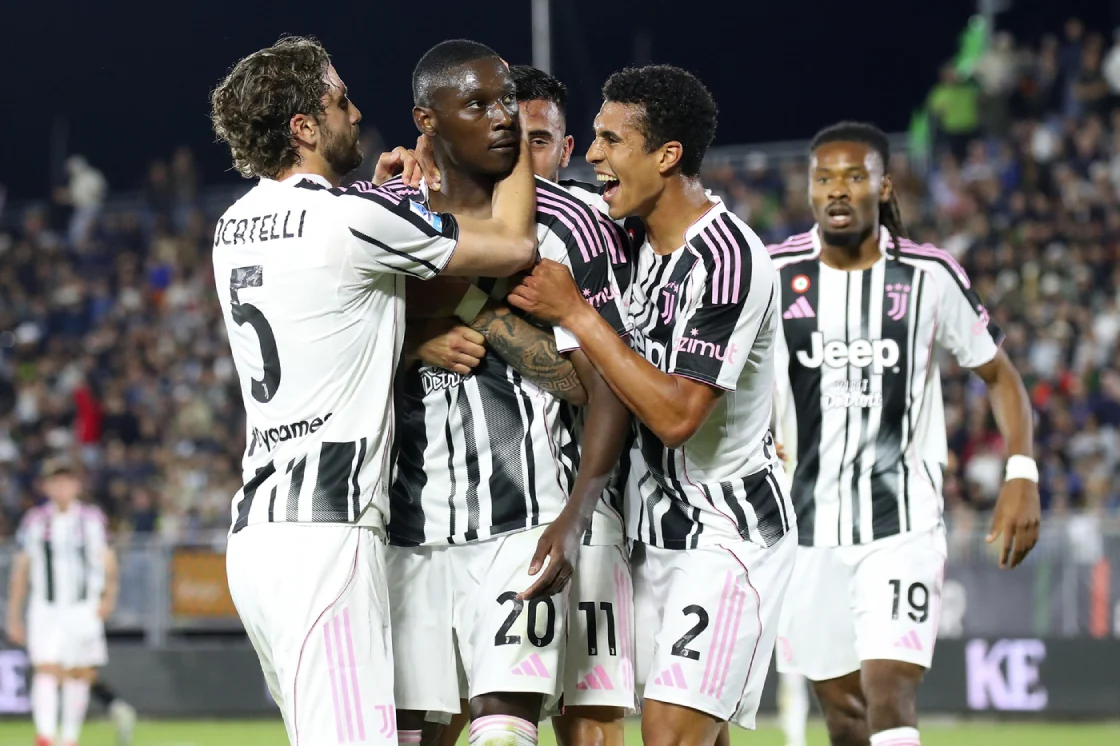 Venezia Juventus pagelle quotidiani sportivi Serie A 2024-2025